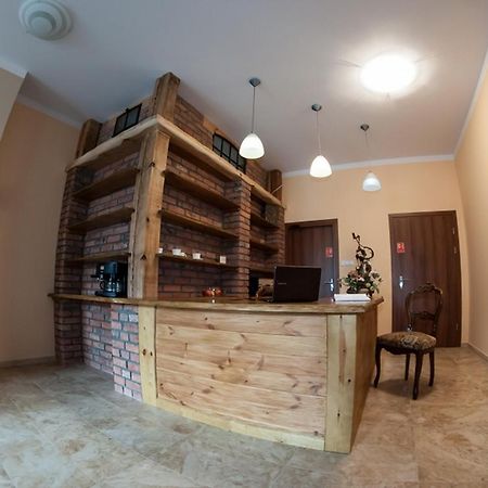Vera Hotel Sulechow Ngoại thất bức ảnh