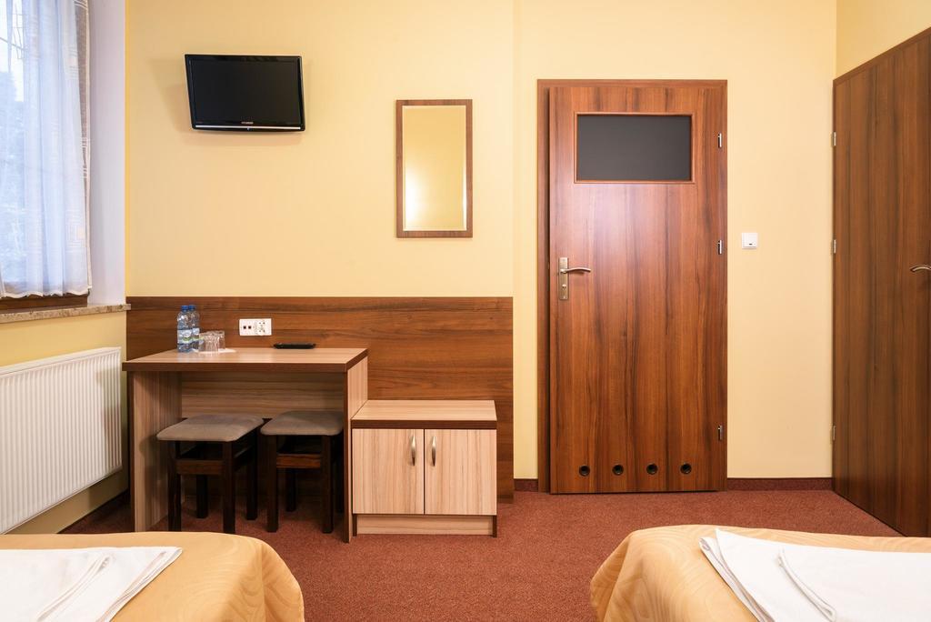 Vera Hotel Sulechow Phòng bức ảnh
