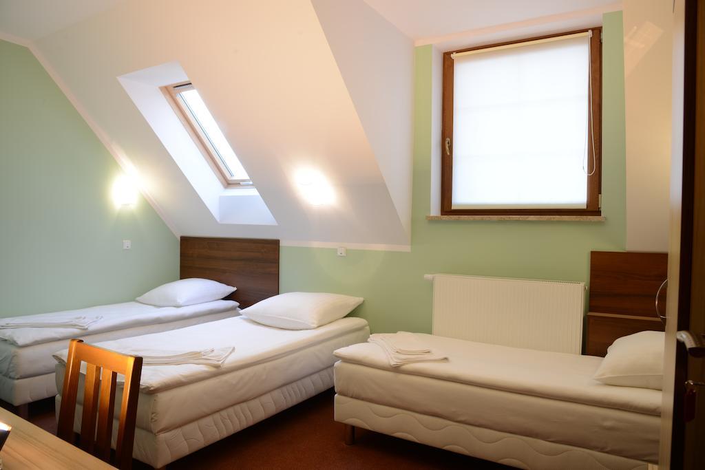 Vera Hotel Sulechow Phòng bức ảnh
